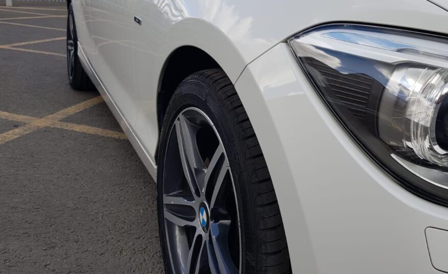 BMW 120i