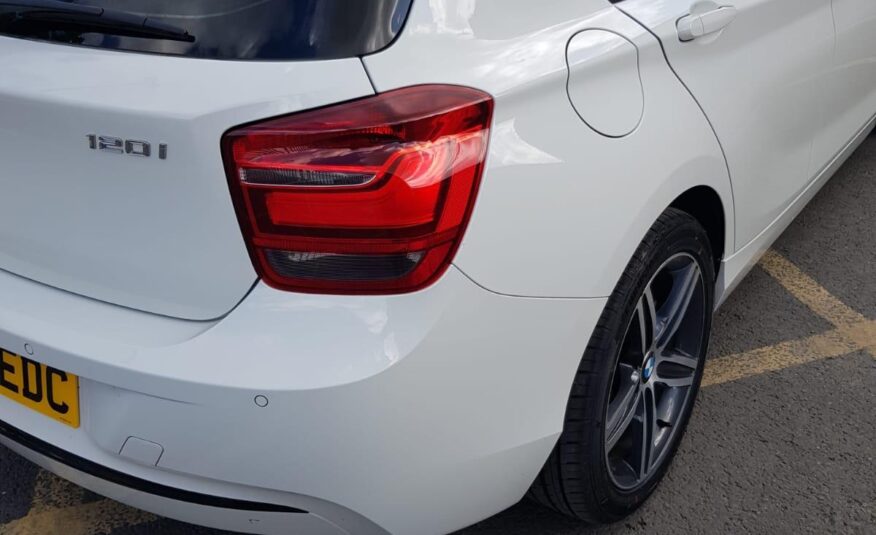 BMW 120i