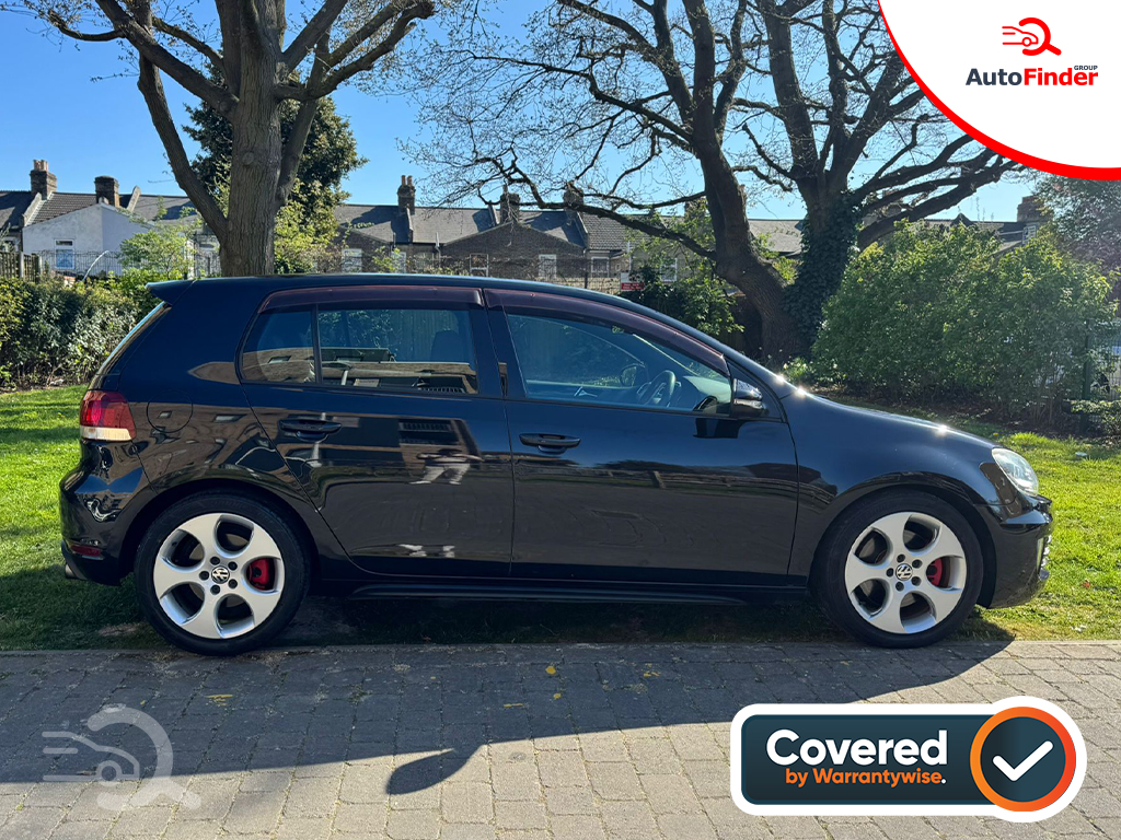 
								Volkswagen Golf GTI full									