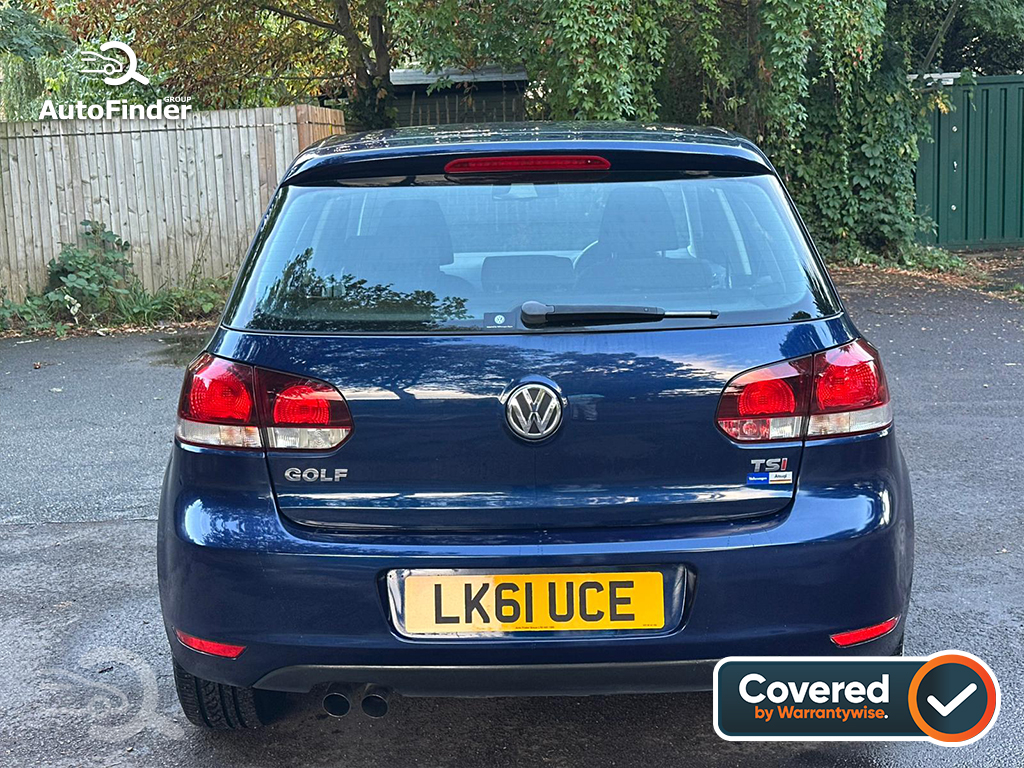 
								Volkswagen Golf full									