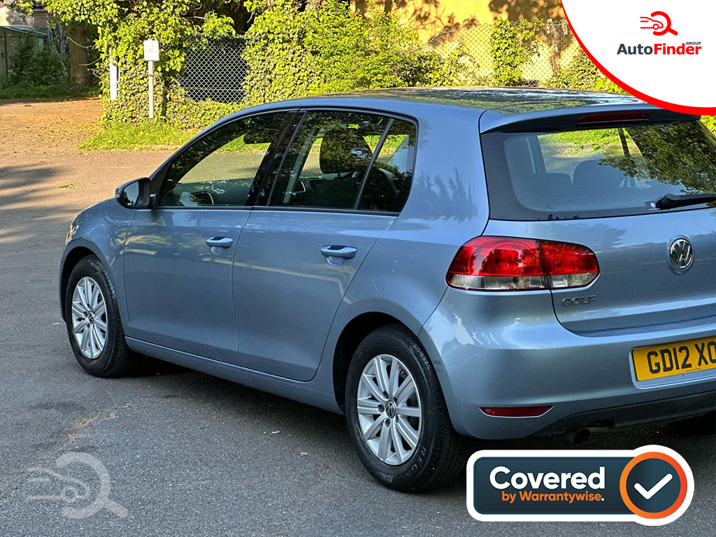 
								Volkswagen Golf full									