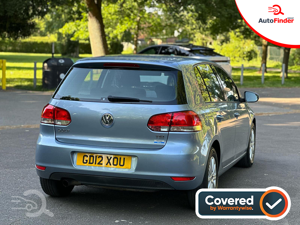 
								Volkswagen Golf full									