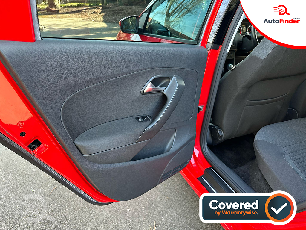 
								Volkswagen Polo full									