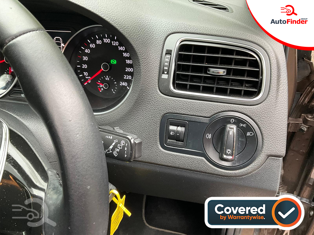 
								Volkswagen Polo full									