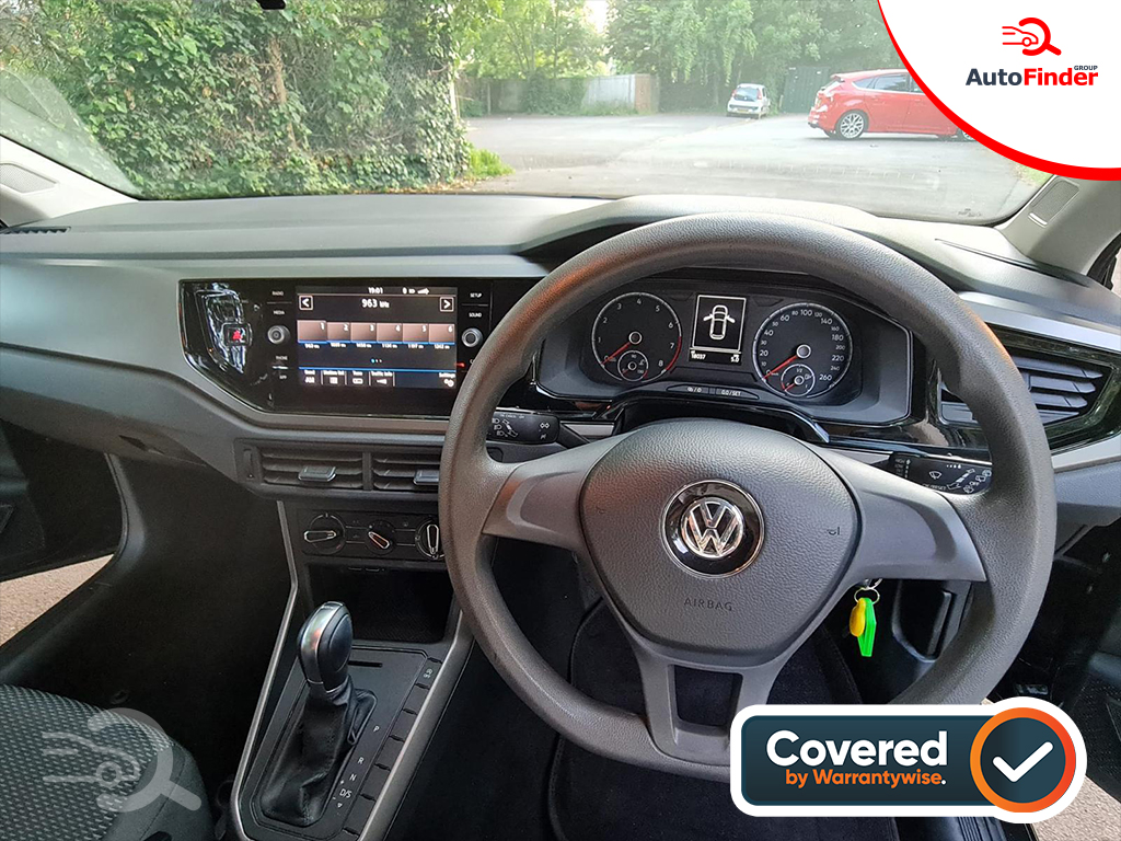 
								Volkswagen Polo full									