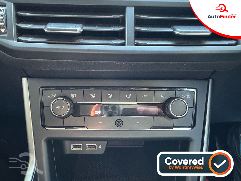 
								Volkswagen Polo TSI Highline full									