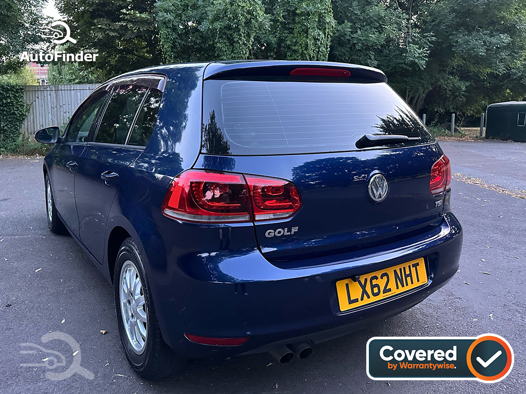 
								Volkswagen Golf full									