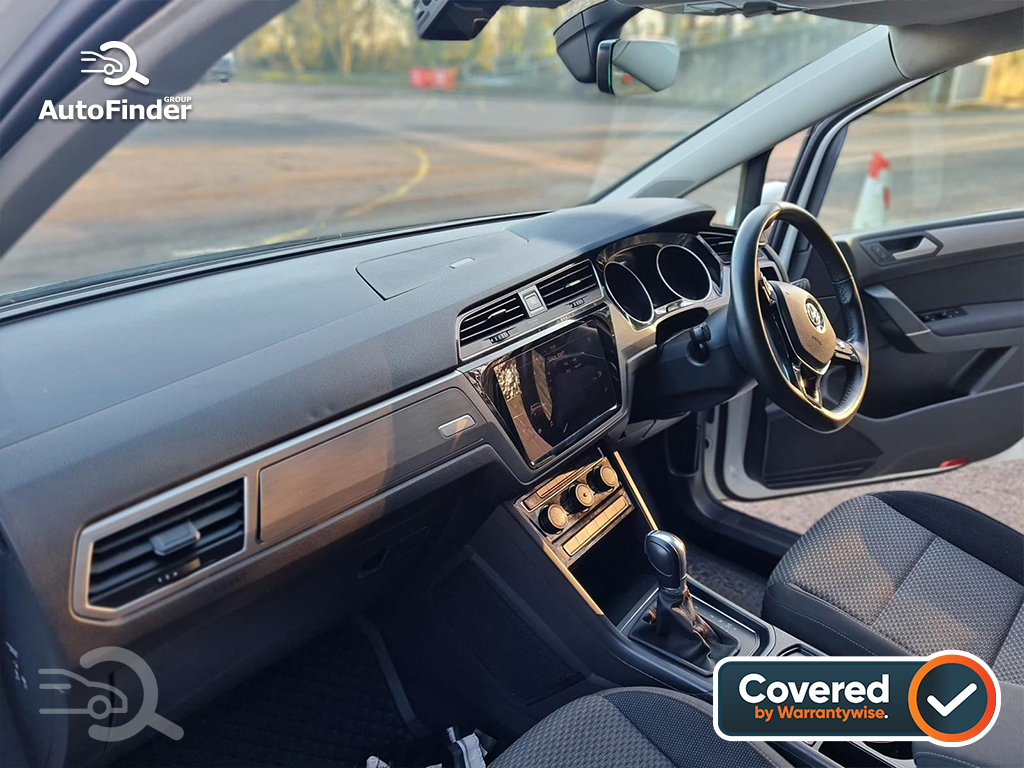 
								Volkswagen Touran full									