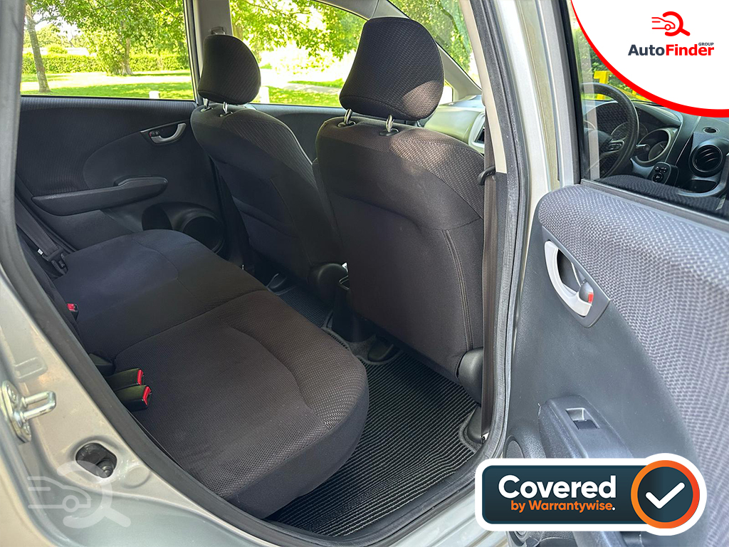 
								Honda Jazz Hybrid full									