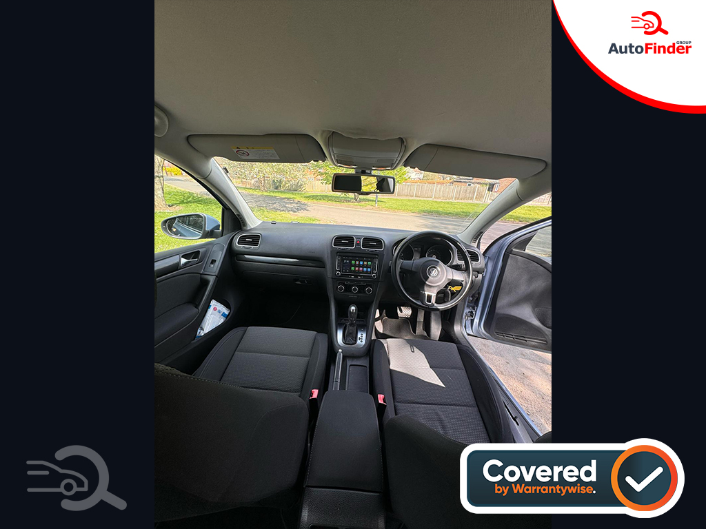 
								Volkswagen Golf full									
