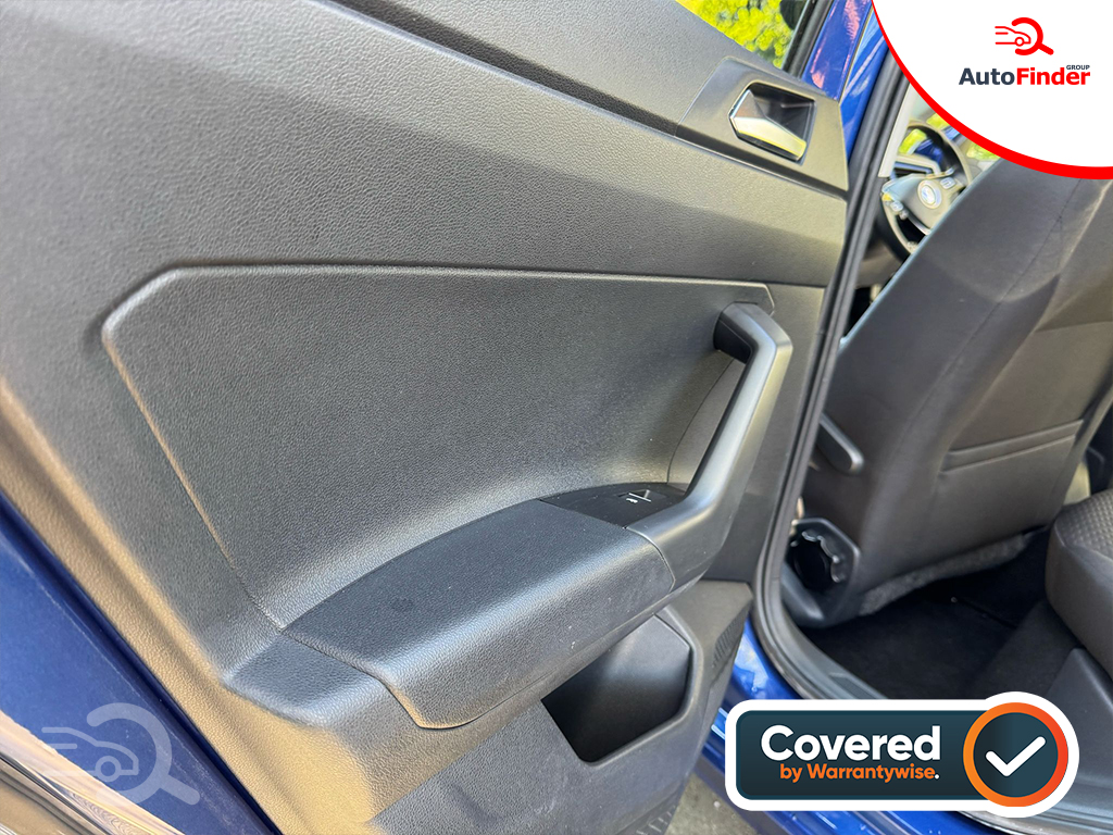 
								Volkswagen Polo TSI Highline full									