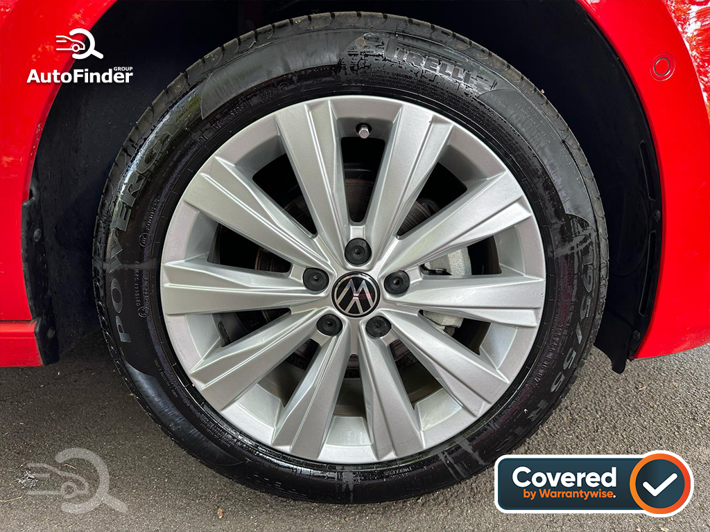 
								Volkswagen Polo full									