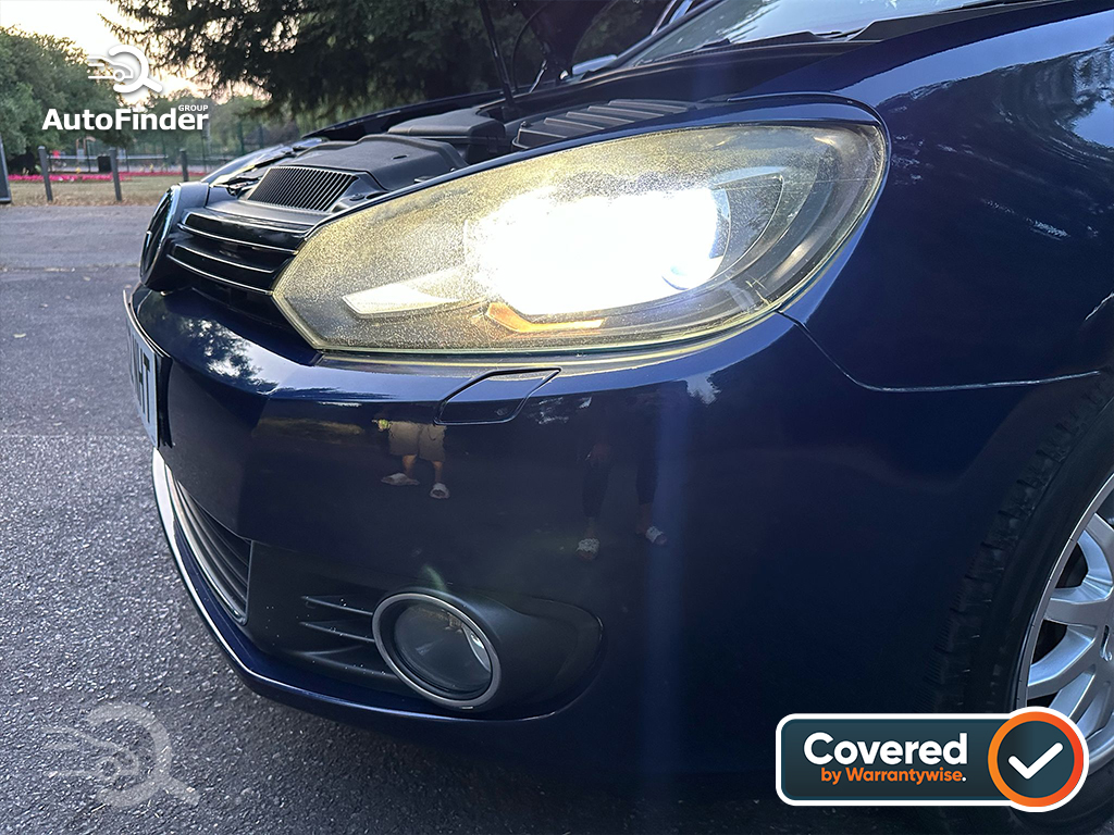 
								Volkswagen Golf full									