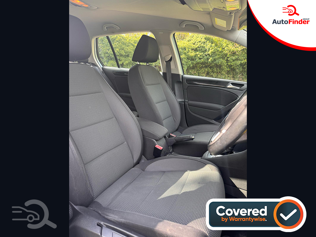 
								Volkswagen Golf full									
