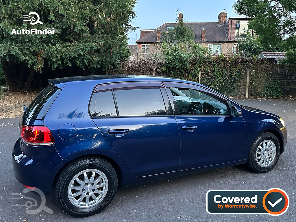 
								Volkswagen Golf full									