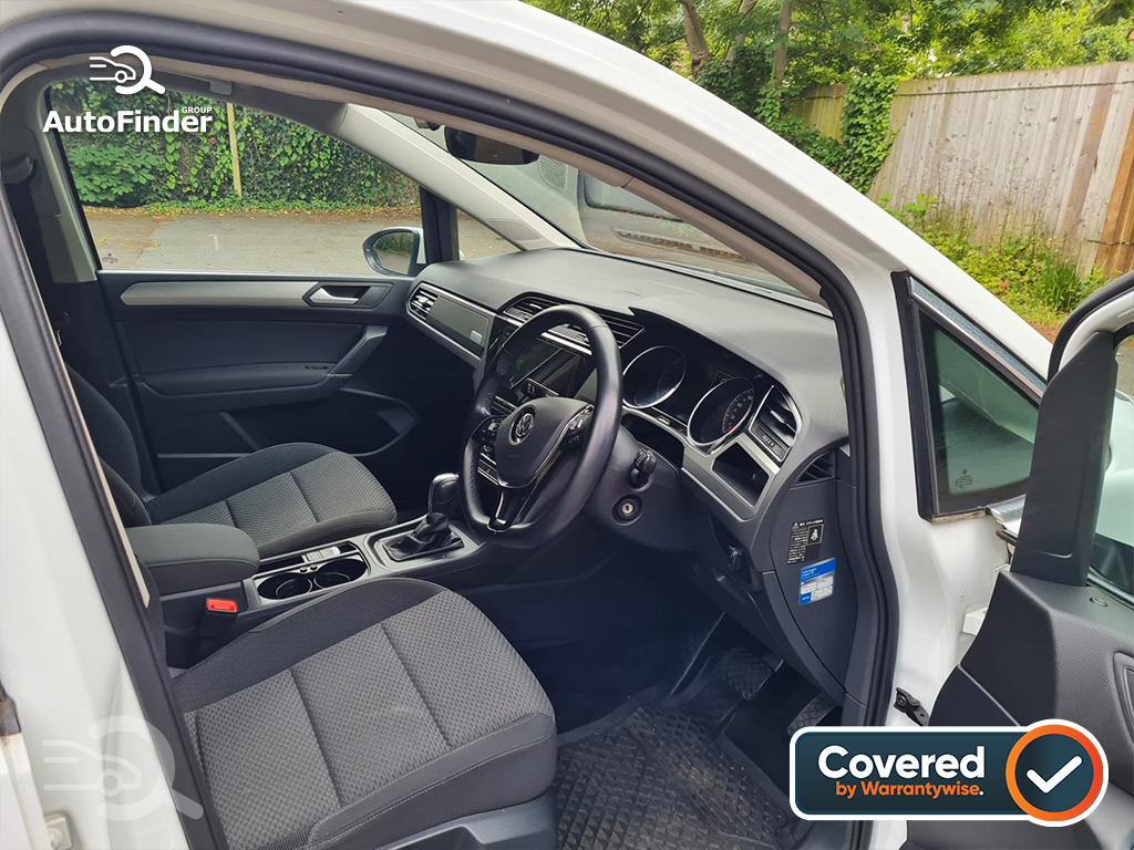 
								Volkswagen Touran full									