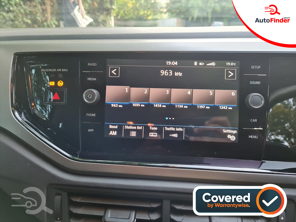 
								Volkswagen Polo full									