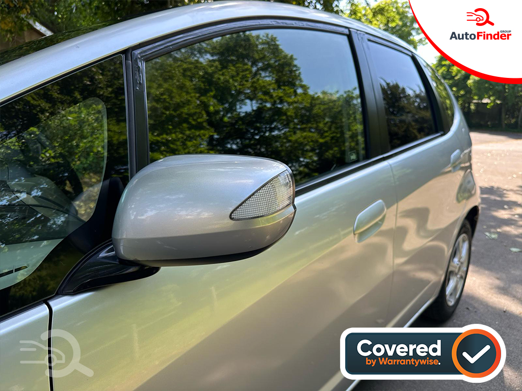 
								Honda Jazz Hybrid full									