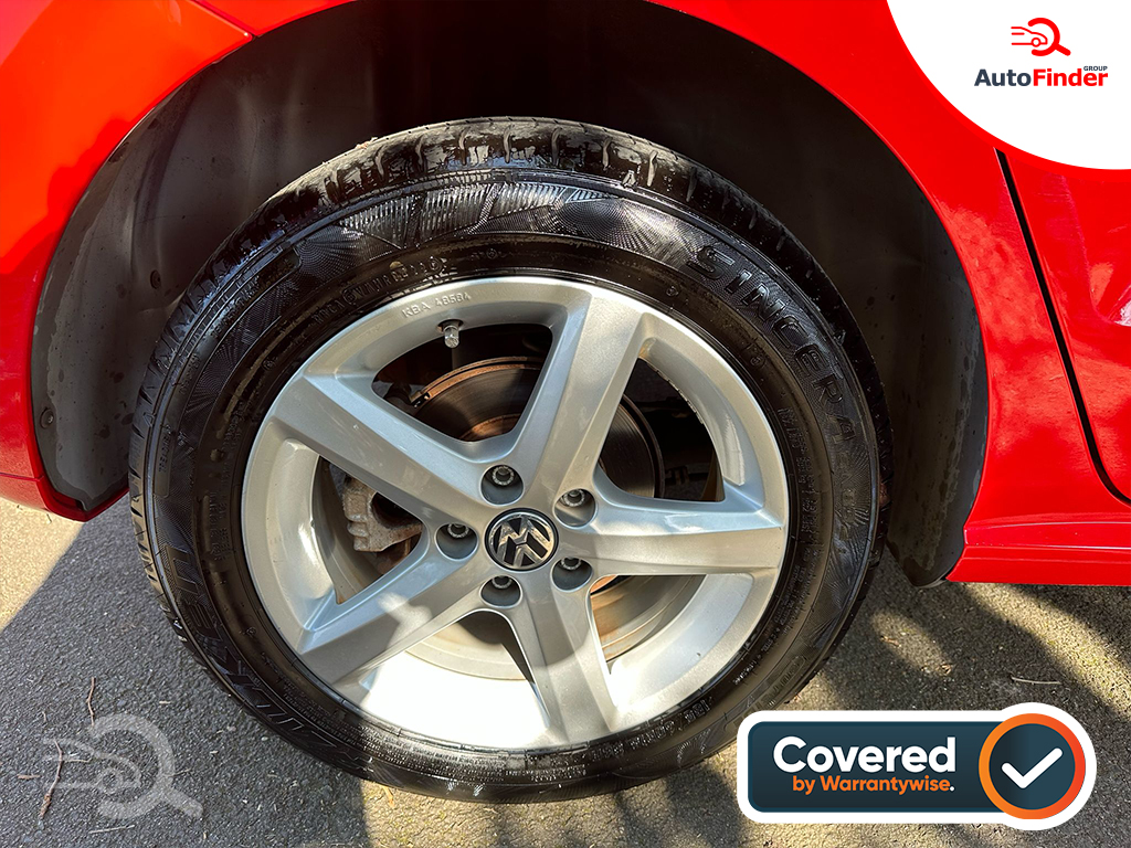 
								Volkswagen Polo full									