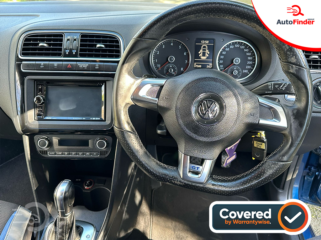 
								Volkswagen Polo full									