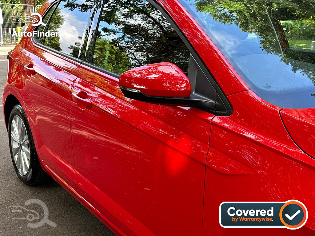 
								Volkswagen Polo full									