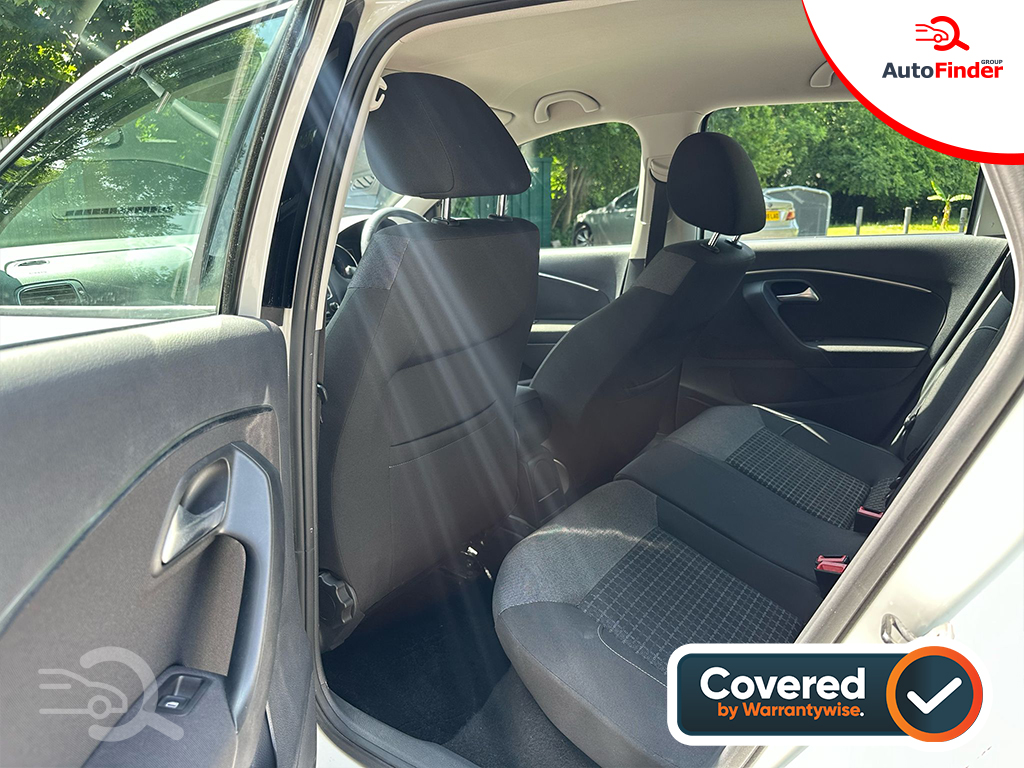 
								Volkswagen Polo full									