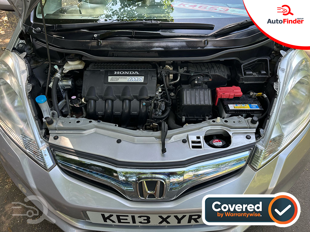 
								Honda Jazz Hybrid full									