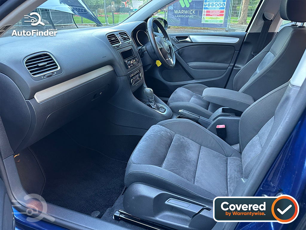 
								Volkswagen Golf full									