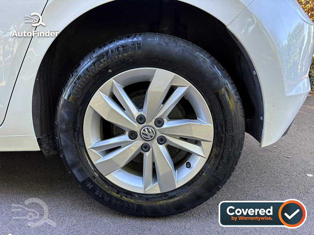 
								Volkswagen Polo full									