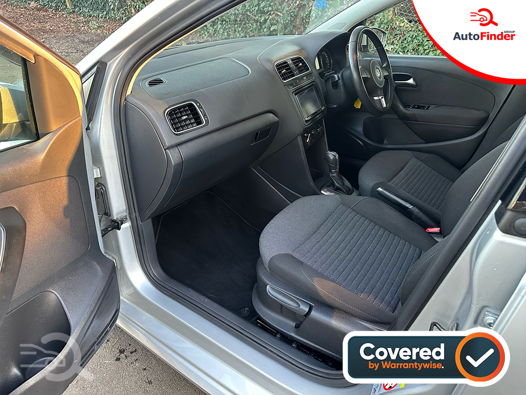 
								Volkswagen Polo full									