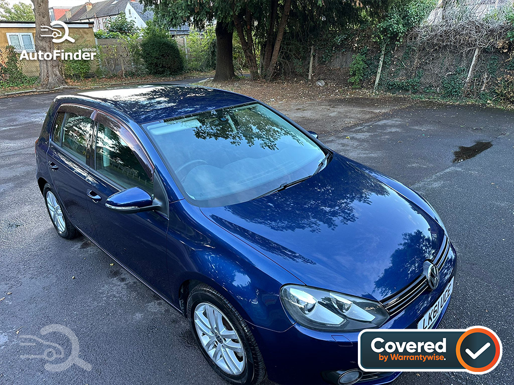 
								Volkswagen Golf full									