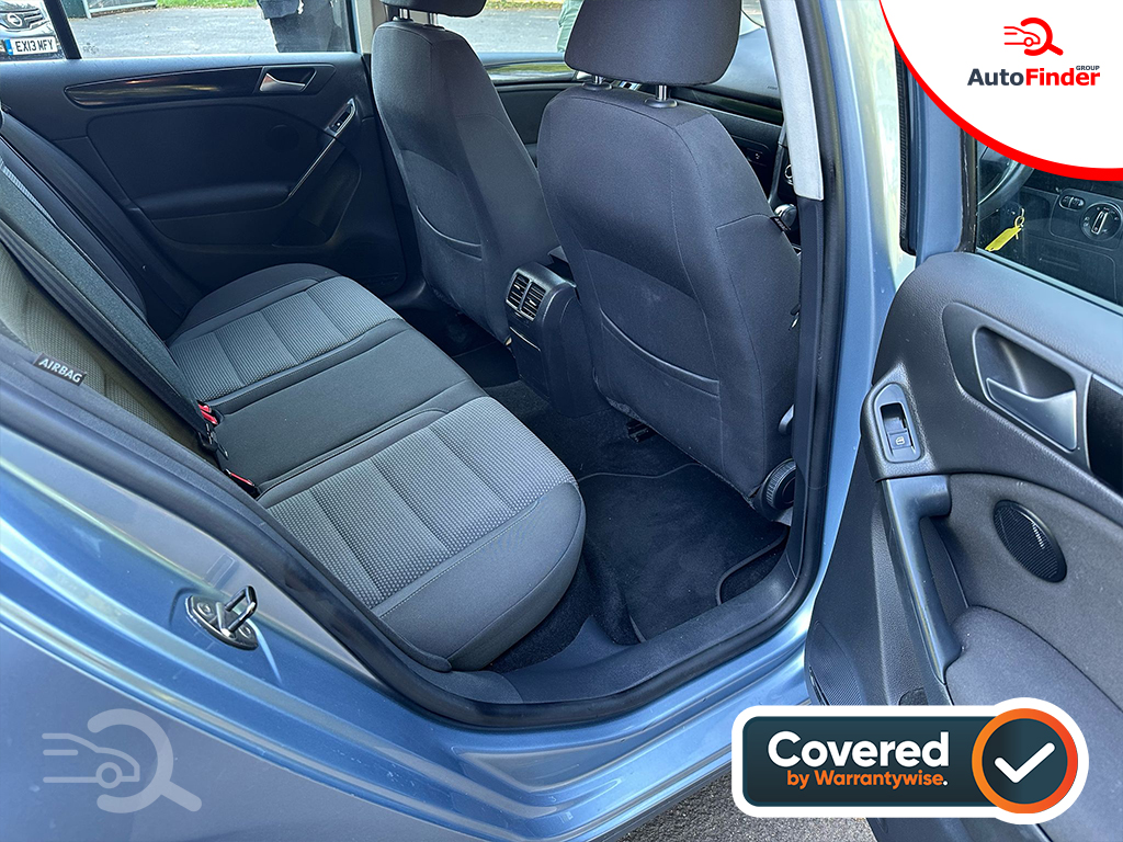 
								Volkswagen Golf full									