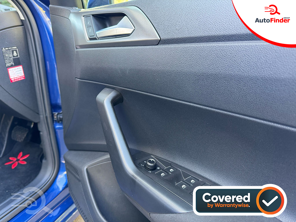 
								Volkswagen Polo TSI Highline full									