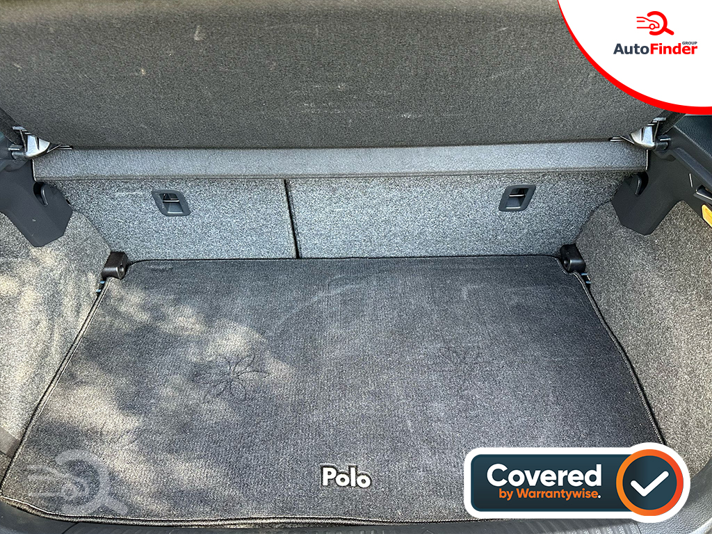 
								Volkswagen Polo full									