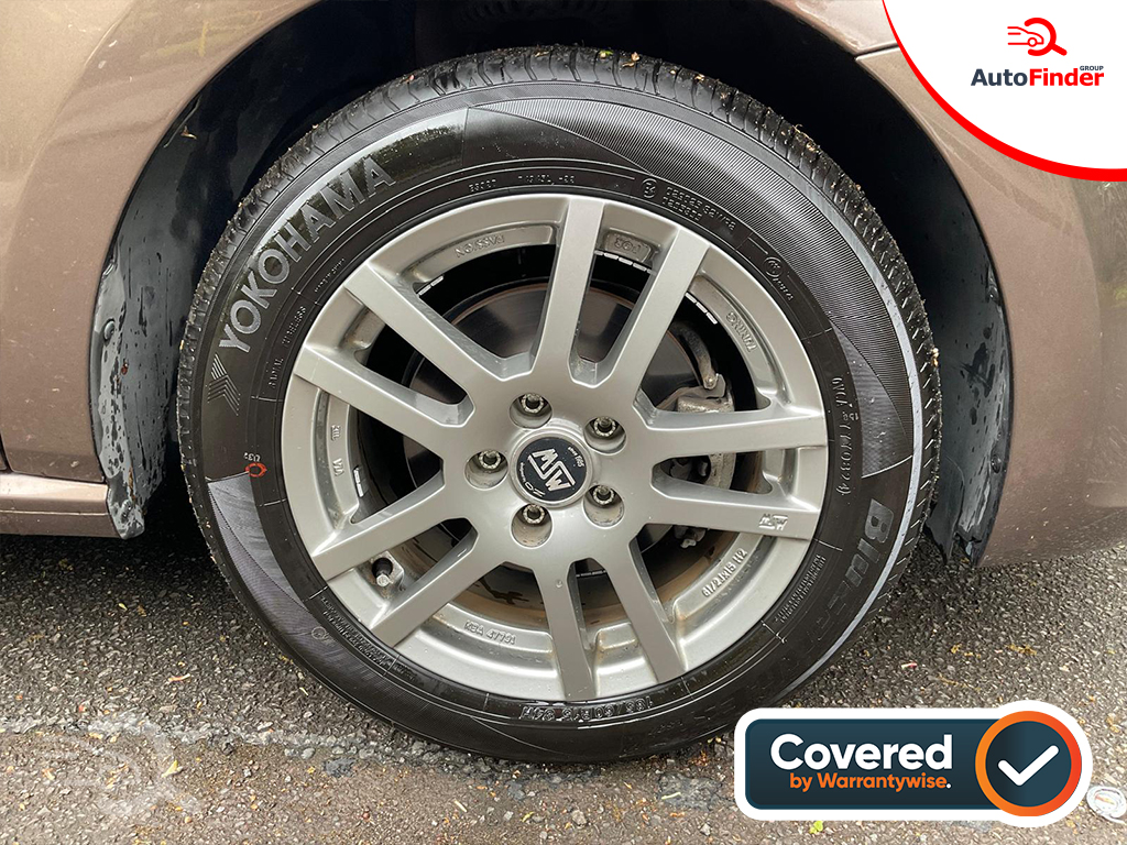 
								Volkswagen Polo full									