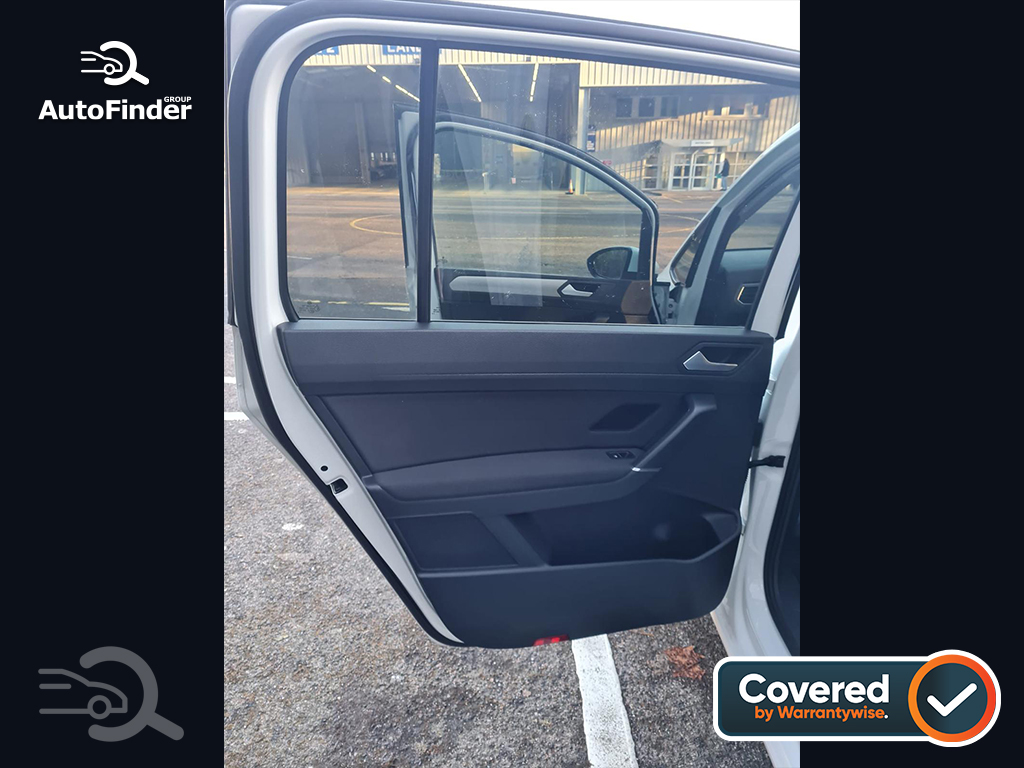 
								Volkswagen Touran full									