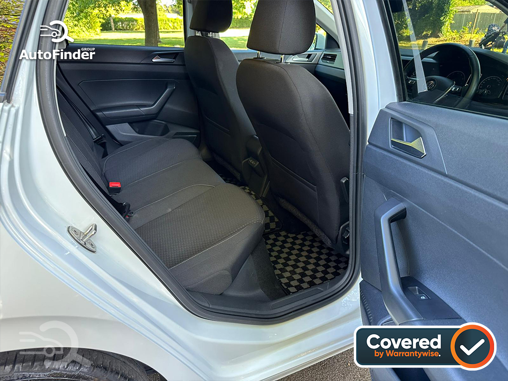 
								Volkswagen Polo full									