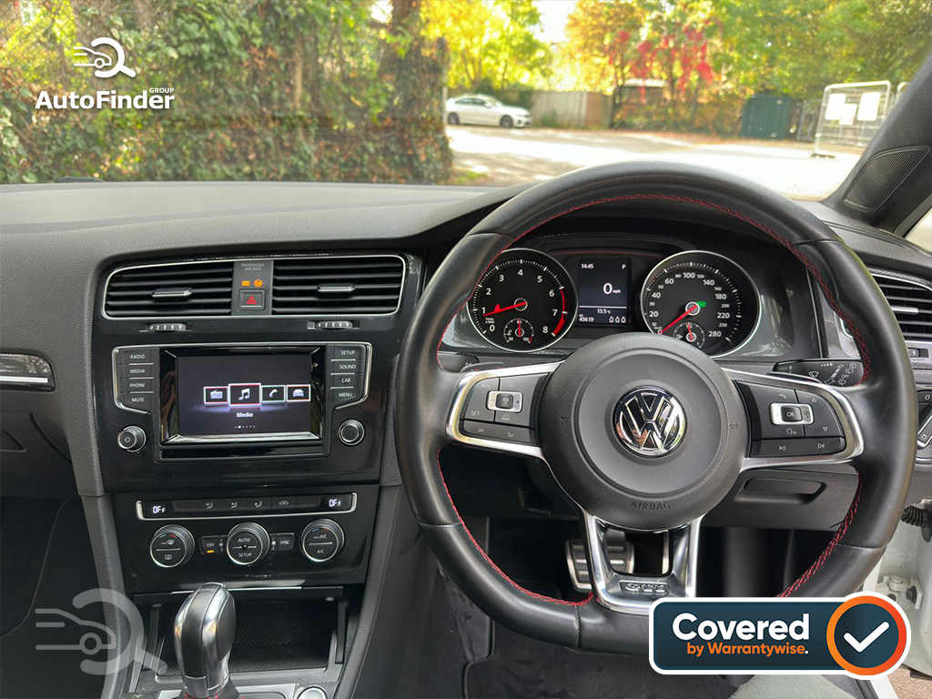 Volkswagen Golf GTI