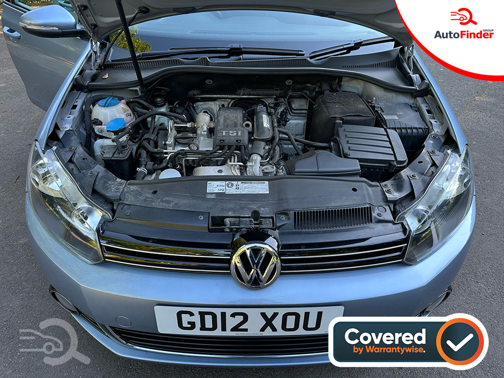 
								Volkswagen Golf full									