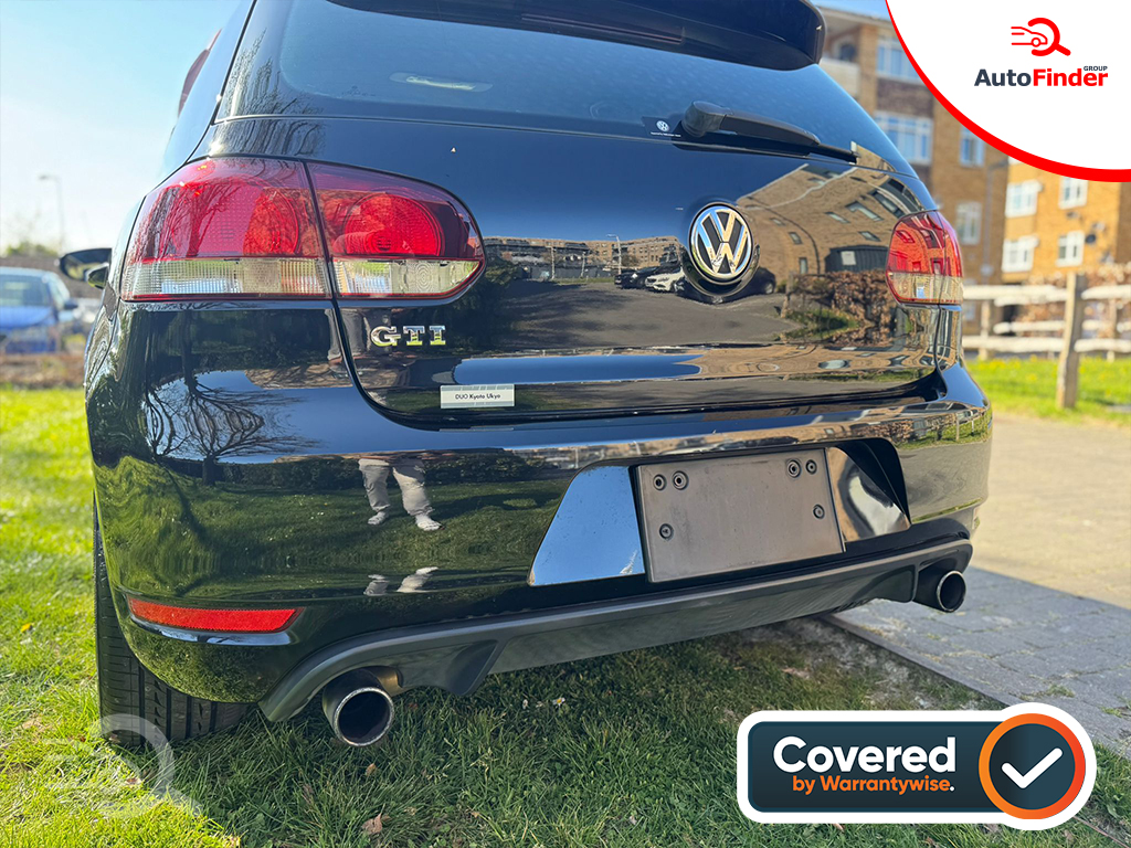 
								Volkswagen Golf GTI full									