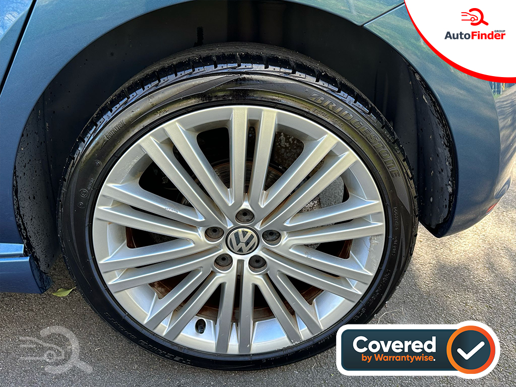 
								Volkswagen Polo full									