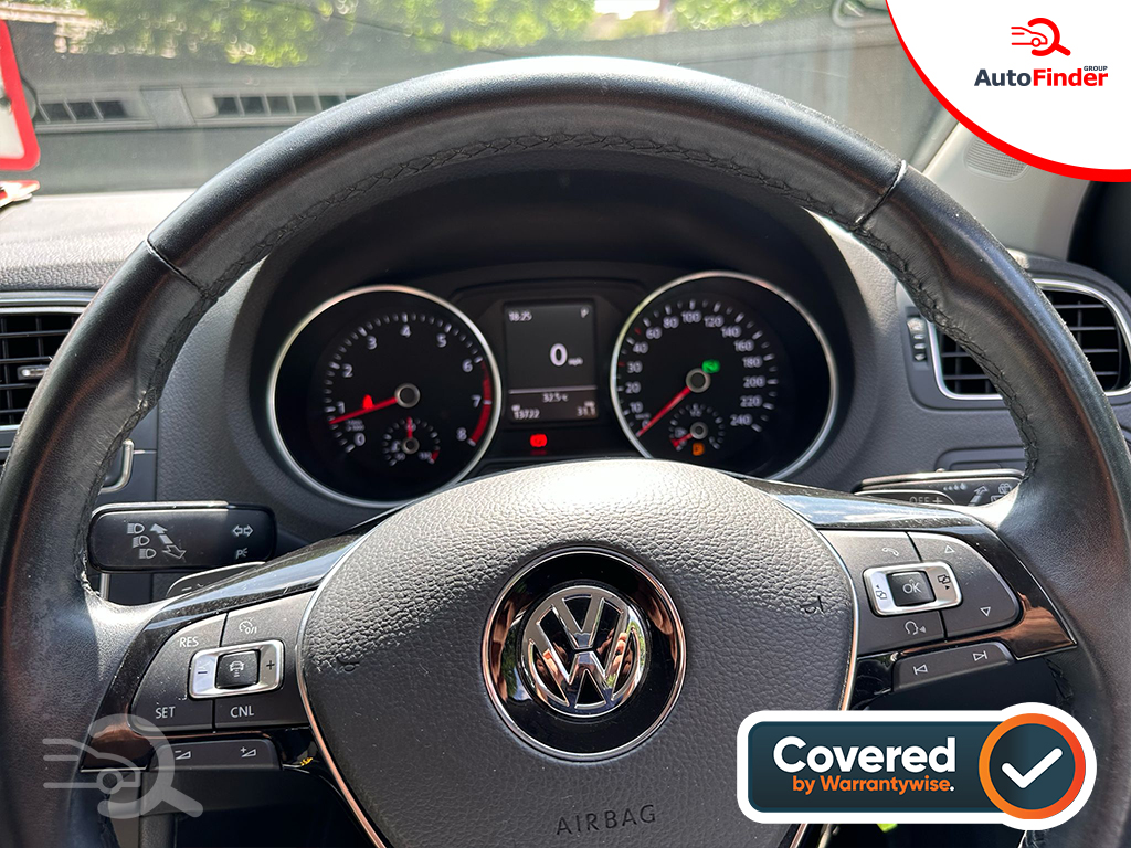 
								Volkswagen Polo full									