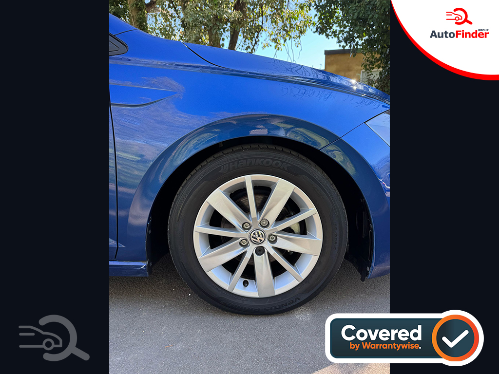 
								Volkswagen Polo TSI Highline full									