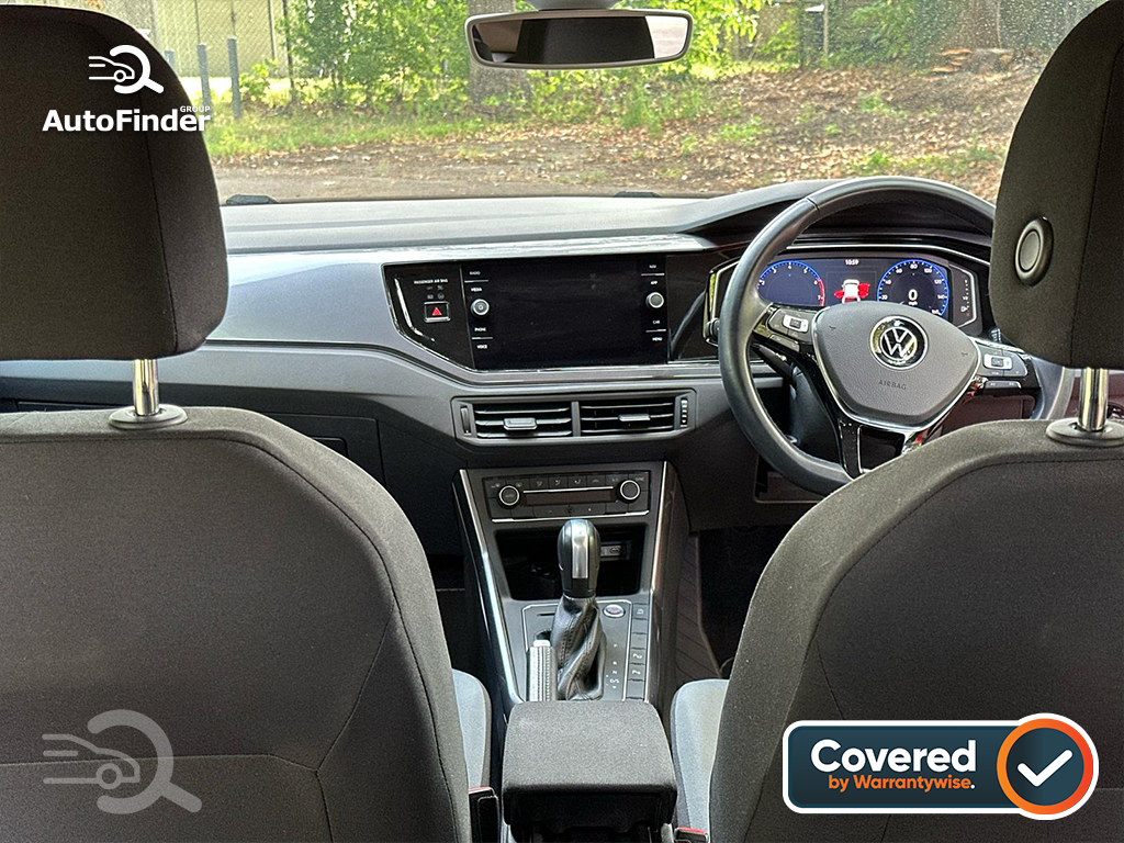 
								Volkswagen Polo full									