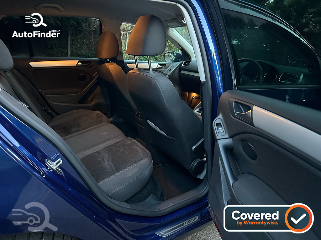 
								Volkswagen Golf full									