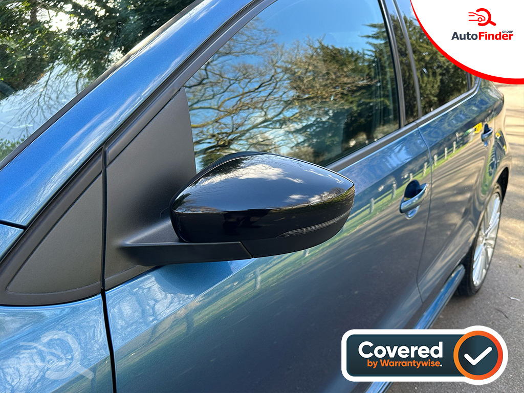 
								Volkswagen Polo full									