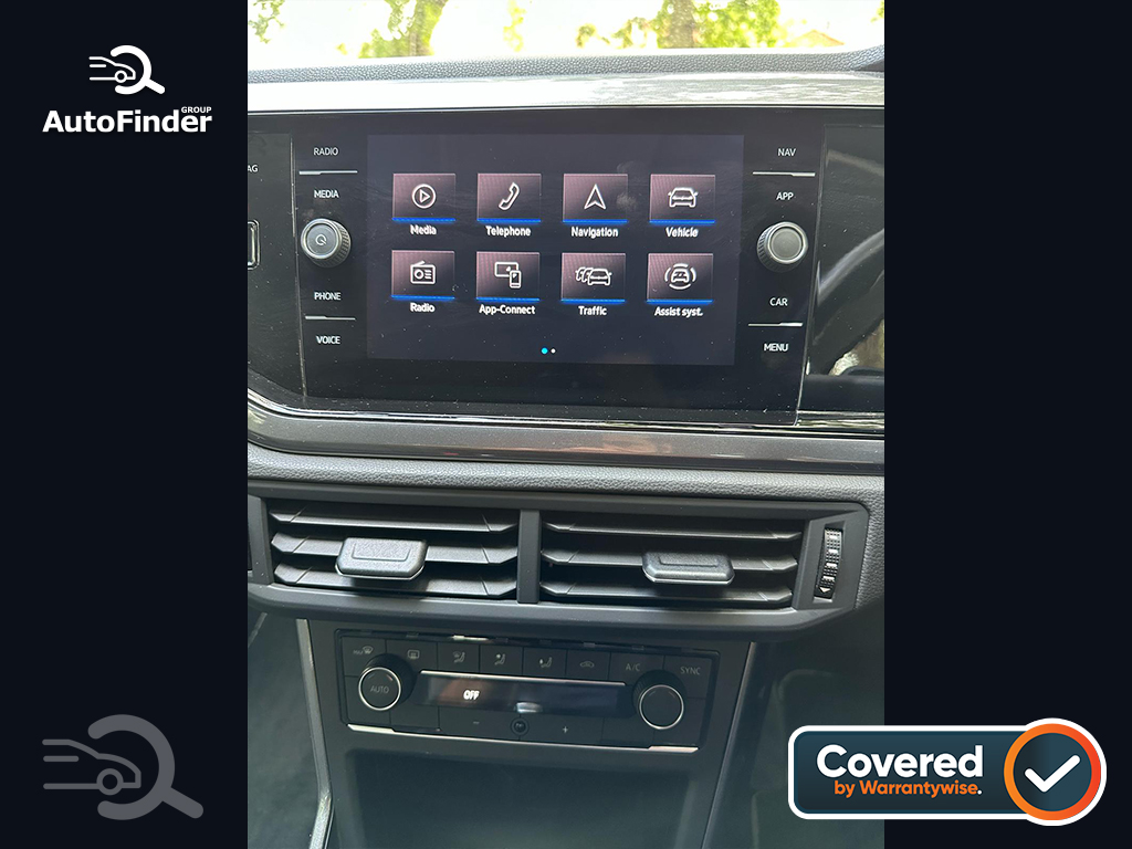 
								Volkswagen Polo full									