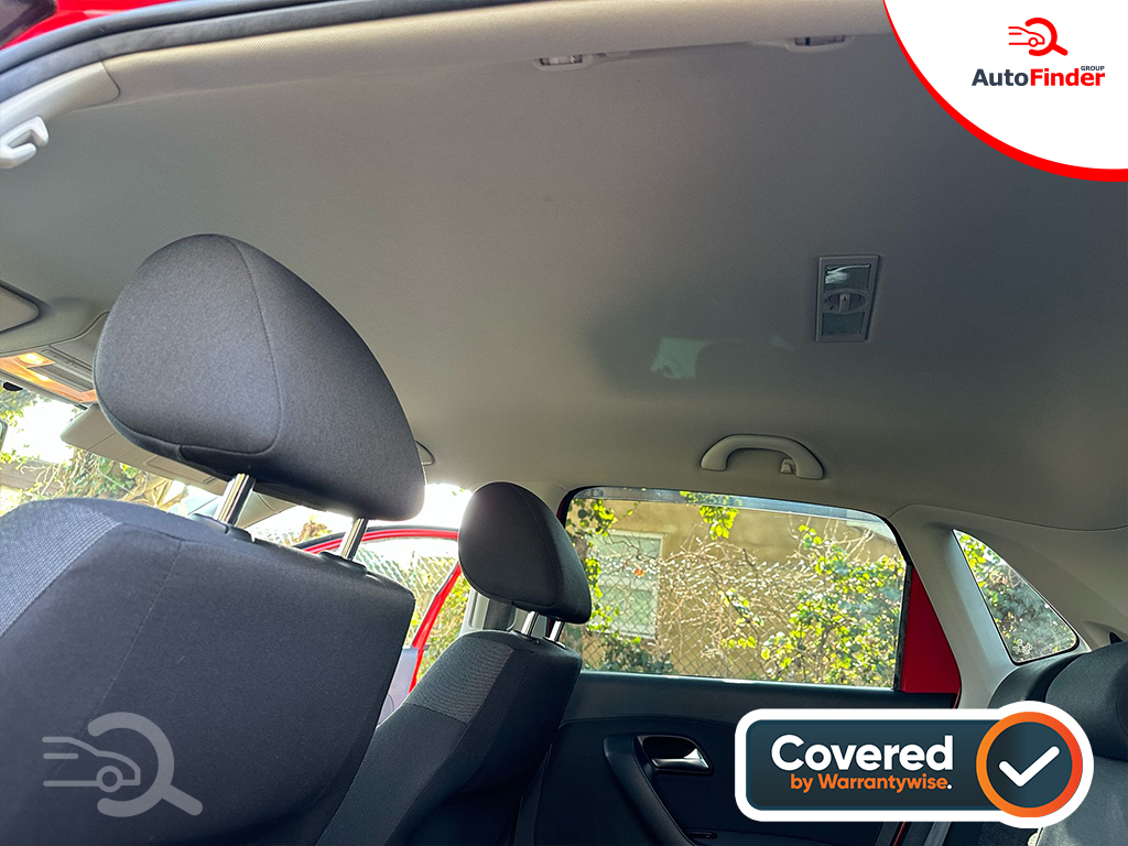 
								Volkswagen Polo full									