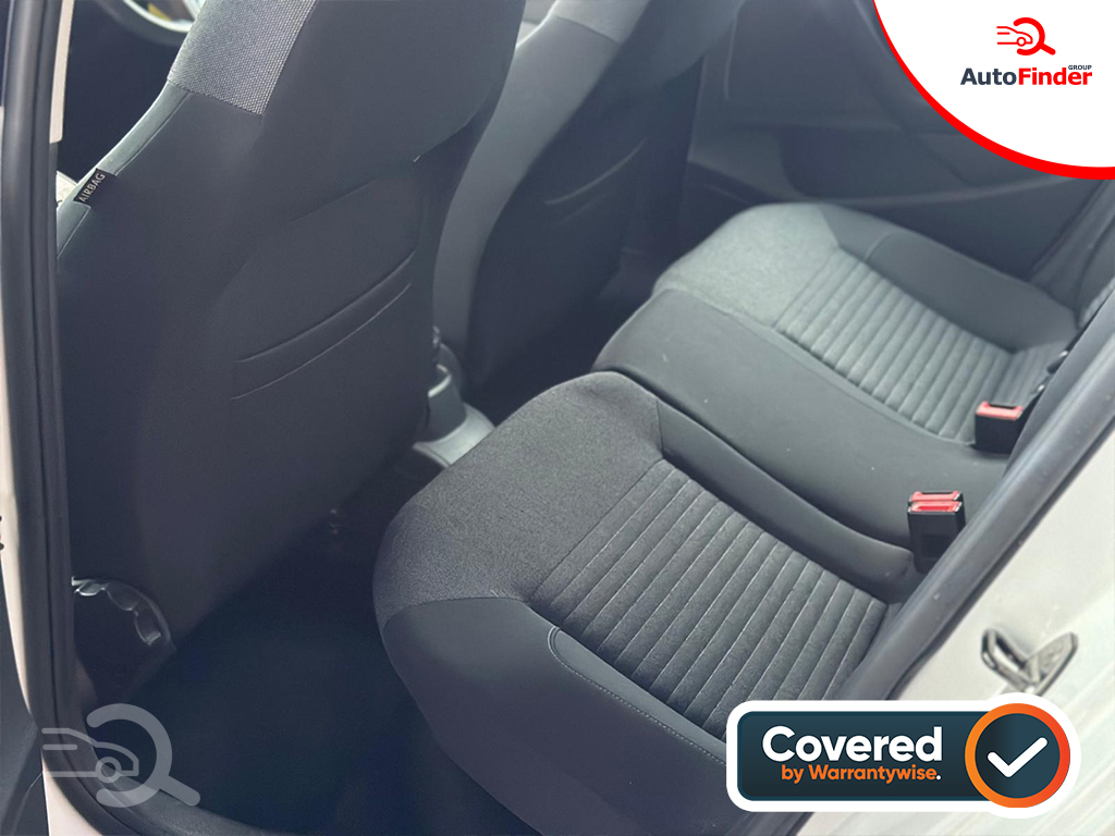 
								Volkswagen Polo full									