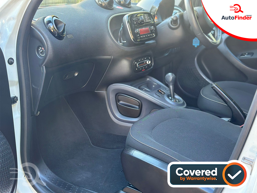 
								Smart forfour White full									